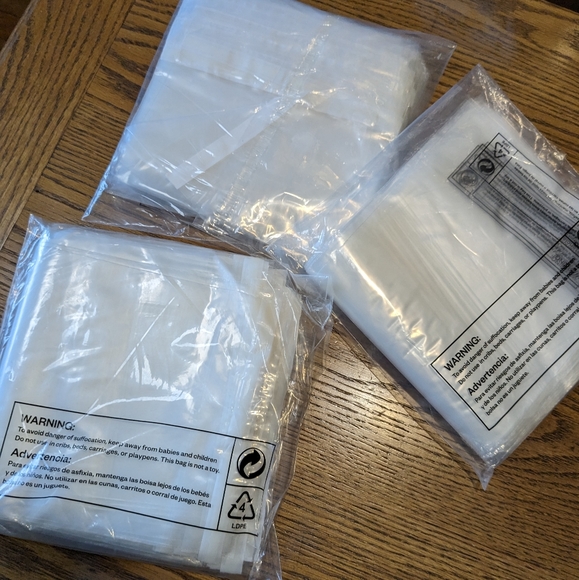 100 clear inventory bags, NEW in pkg + 100 Bags FREE with Purchase - Picture 2 of 3